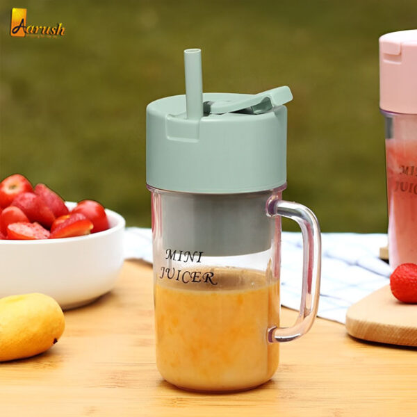 Rechargeable Mini Juicer Blender